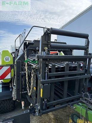 Empacadora gigant - Claas - quadrant 5300 evolution