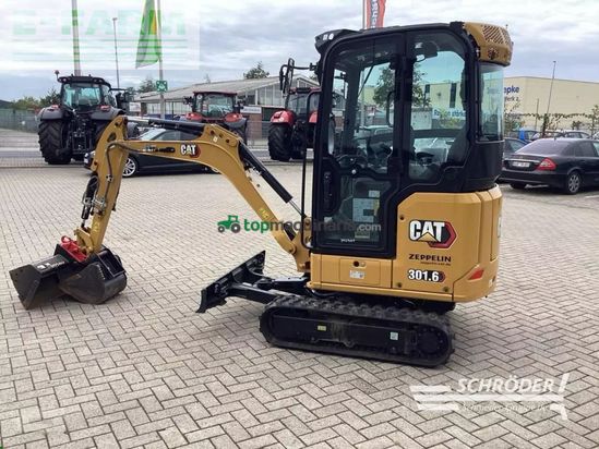 Excavadora - Caterpillar - 301.6