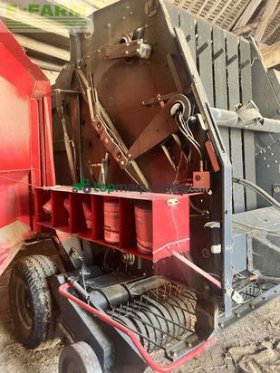 Empacadora gigant - Massey Ferguson - m-f828