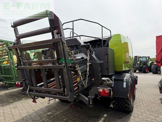 Empacadora gigant - Claas - quadrant 5200 fc