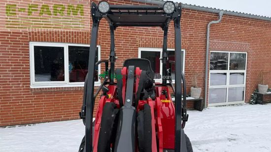 Minicargadora - Schaffer - nordic 40+