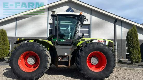 Tractor agrícola - Claas - xerion 3800 med frontlift