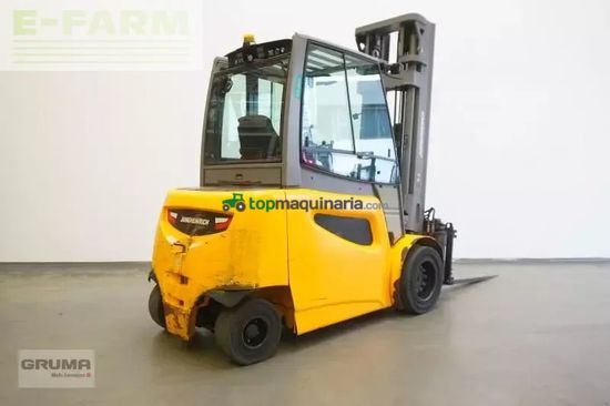 Elevadora - Jungheinrich - efg545