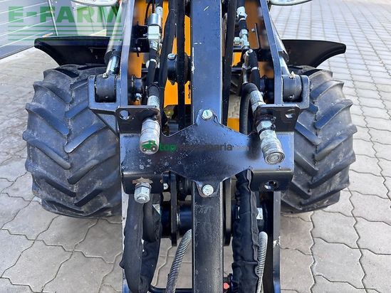 Minicargadora - JCB - 403 plus