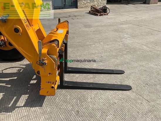 Telescopica - JCB - 560-80 agri super telehandler (st23410)