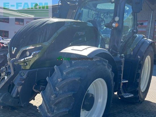 Tractor agrícola - Valtra - t 175 a mit fk und rüfa