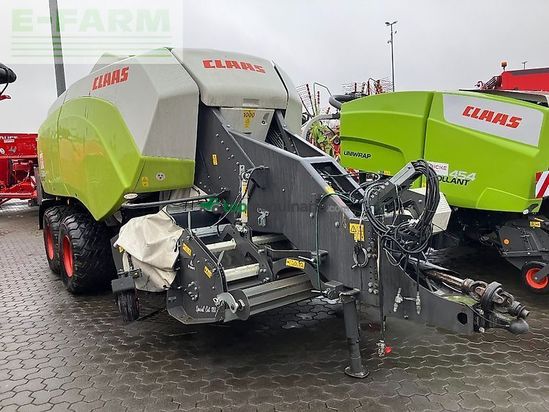 Empacadora gigant - Claas - quadrant 5300 fc + krassort sc 180