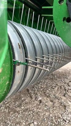 Empacadora gigant - John Deere - v461m