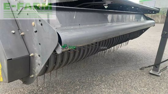 Empacadora gigant - Claas - rollant 520 rf