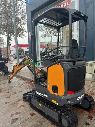 Miniexcavadora CASE CX17D