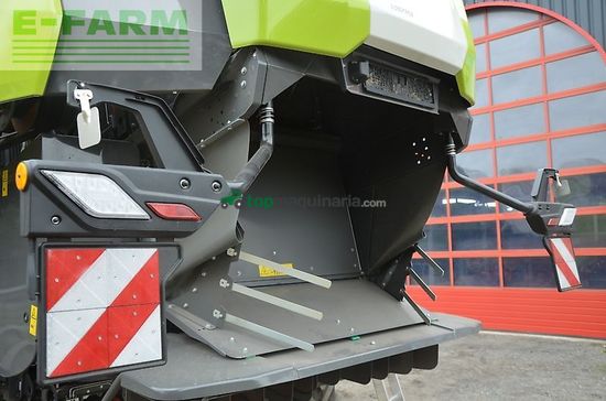 Cosechadora de Cereal - Claas - trion 740 terra trac