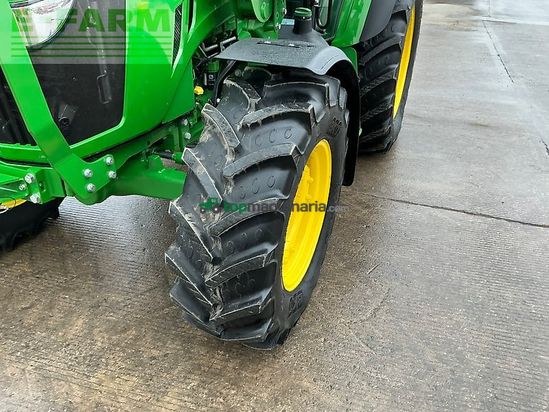 Tractor agrícola - John Deere - 5105m tractor