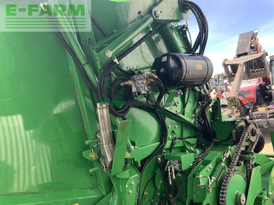 Empacadora gigant - John Deere - v 461 m
