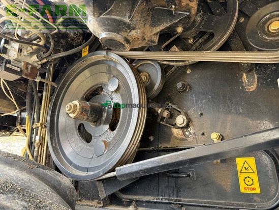 Cosechadora de Cereal - New Holland - cx 8070