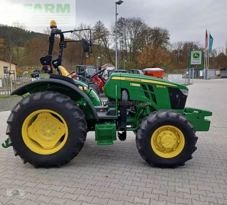Tractor agrícola - John Deere - 5050e