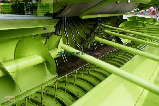 Empacadora gigant - Claas - variant 260 rc