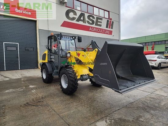 Minicargadora - Wacker Neuson - wl44 - utilaj nou!