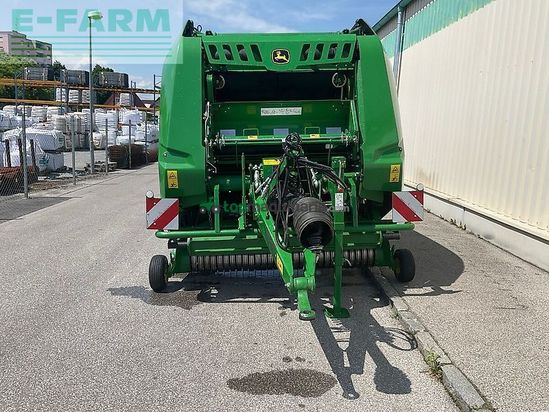 Empacadora gigant - John Deere - v451r