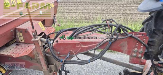 Empacadora gigant - New Holland - 5950