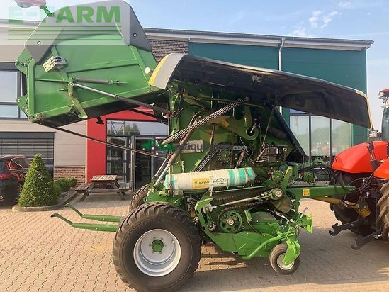 Empacadora gigant - Krone - varipack v190 xc plu