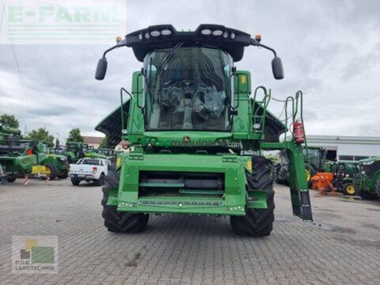 Cosechadora de Cereal - John Deere - t550