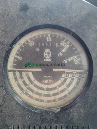 Tractor agrícola - John Deere - 3650 con pala