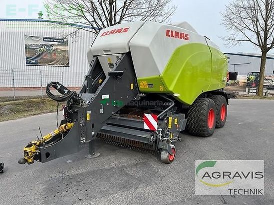 Empacadora gigant - Claas - quadrant 5300 evolution fc tandem