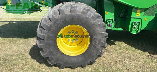 Cosechadora de Cereal - John Deere - S690