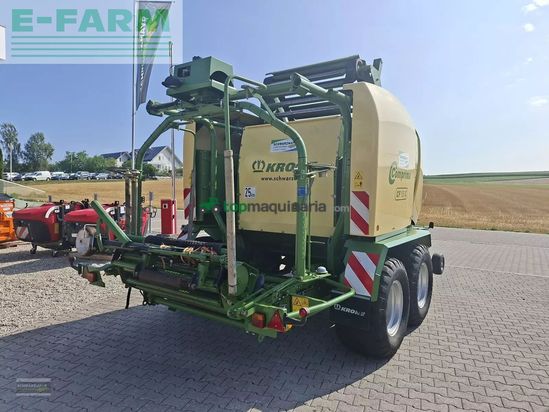 Empacadora gigant - Krone - cf 155 xc mit 26 messer und ballenaufsteller
