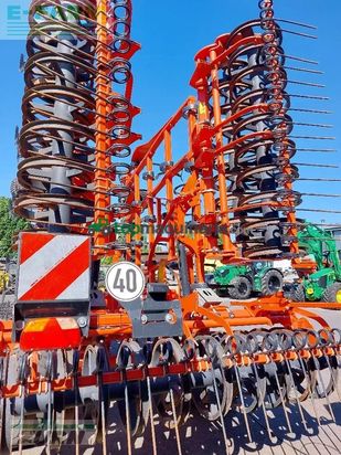 Cultivador - Kuhn - prolander 7500 mit upgrade der zusätzl. stützrad