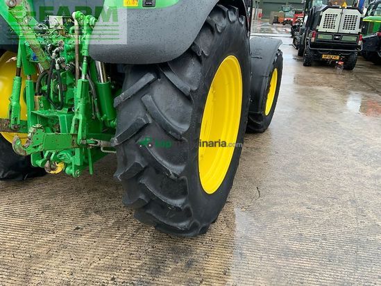 Tractor agrícola - John Deere - 6430 tractor (st24671)