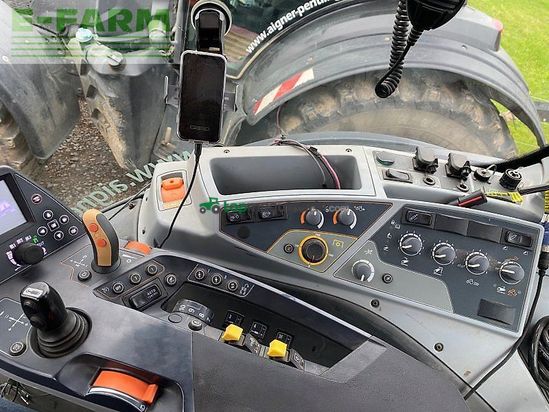 Tractor agrícola - Valtra - t215d