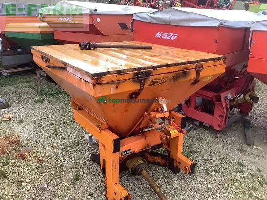 Esparcidor - Kuhn - vsa 601