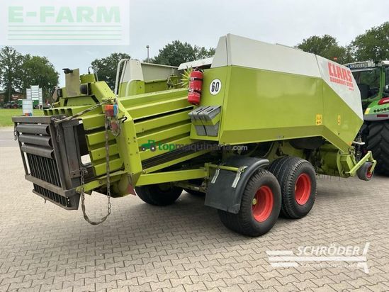 Empacadora gigant - Claas - quadrant 2200 rc