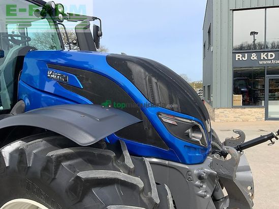 Tractor agrícola - Valtra - t194 versu tractor (st26215)