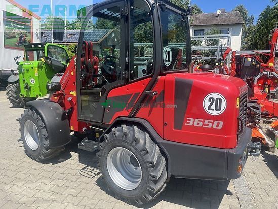 Minicargadora - Schaffer - 3650 m. kabine