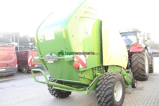 Empacadora gigant - Krone - comprima v 180 xc