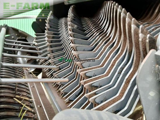 Empacadora gigant - Claas - quadrant 3400 rc