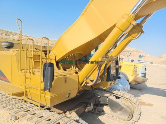 Excavadora CATERPILLAR 375ME