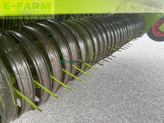 Empacadora gigant - Claas - quadrant 2200 rc tandem