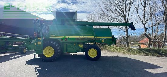 Cosechadora de Cereal - John Deere - T660