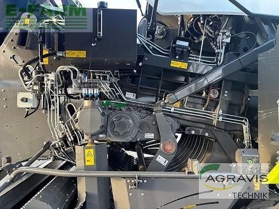 Empacadora gigant - Claas - quadrant 5200 evolution fc tandem