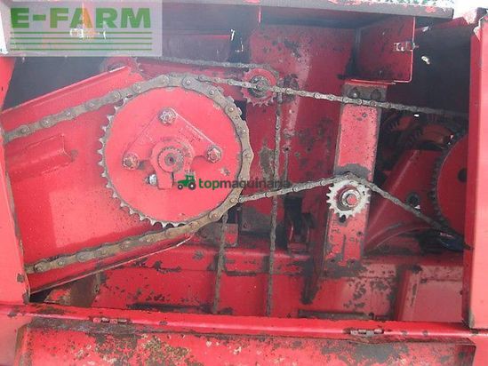 Empacadora gigant - New Holland - hayliner 386