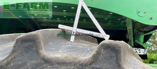 Cosechadora de Cereal - John Deere - 8300