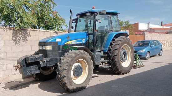 Tractor agrícola - New Holland - TM