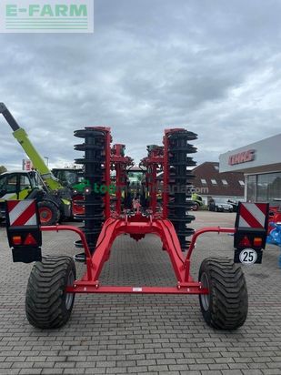 Cultivador - Kverneland - enduro pro 5000t