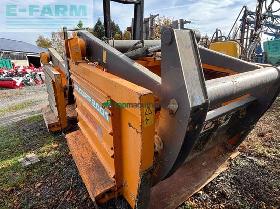 Remolqu esparcidor - Lucas - silogrif 2001