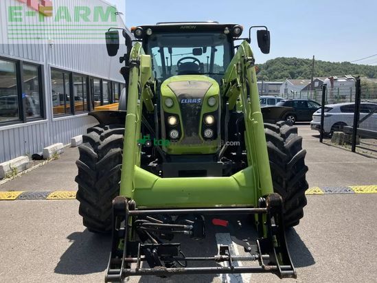 Tractor agrícola - Claas - arion 450 concept