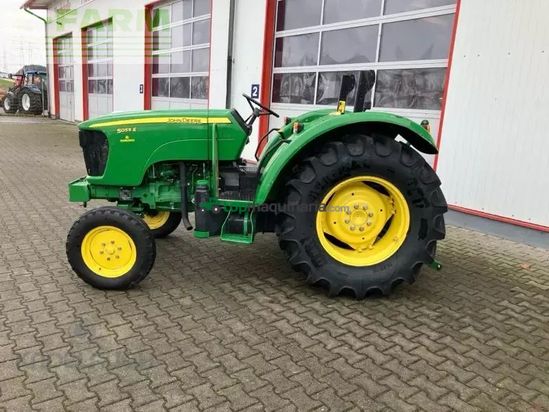 Tractor agrícola - John Deere - 5055e