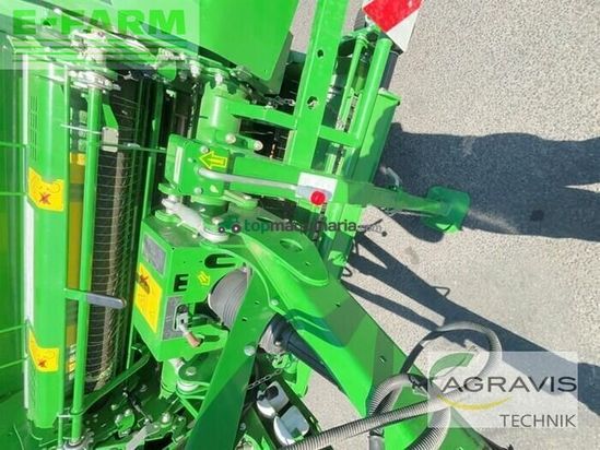 Empacadora gigant - John Deere - v461r